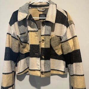 Plaid cropped jacket